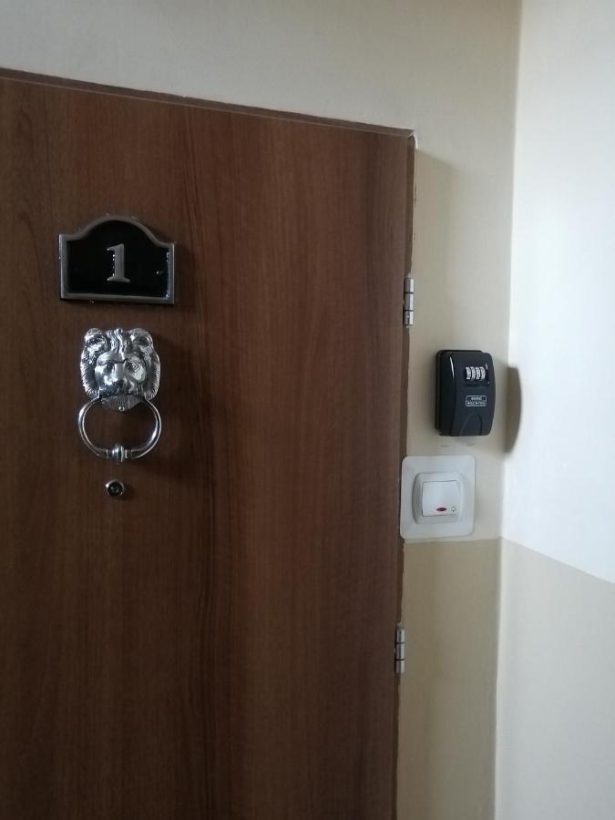 Apartament Euro 1 比托姆 外观 照片