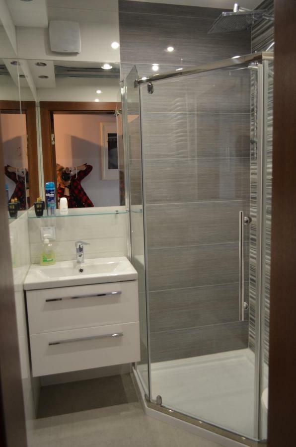 Apartament Euro 1 比托姆 外观 照片