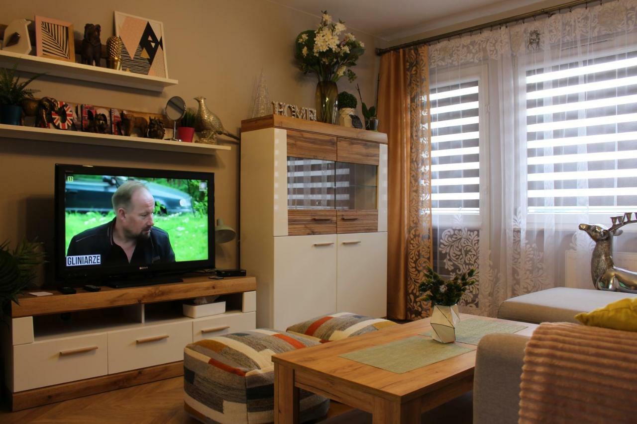 Apartament Euro 1 比托姆 外观 照片